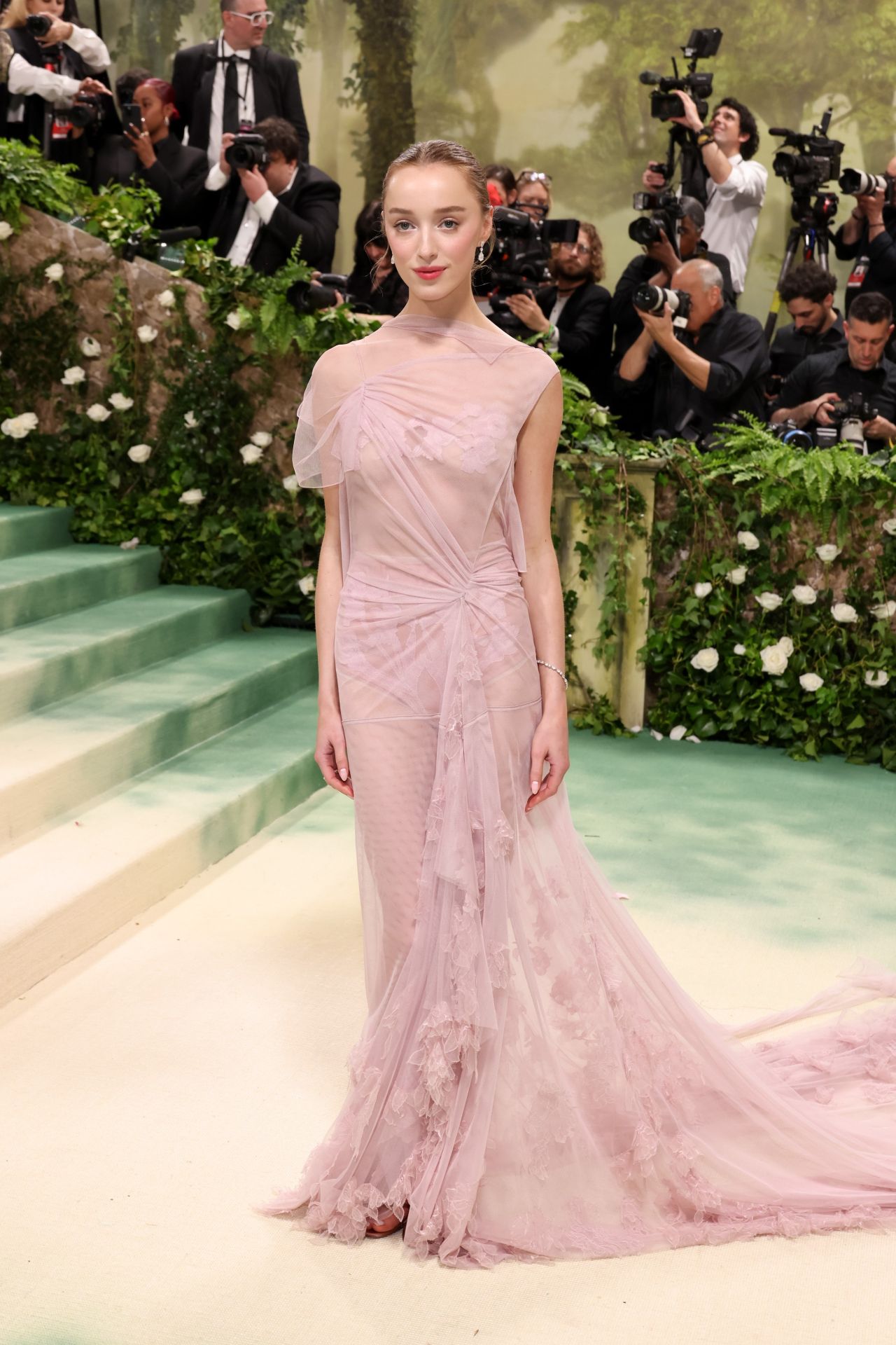 Phoebe Dynevor Makes History at Met Gala 2024 in Victoria Beckham Creation in New York04